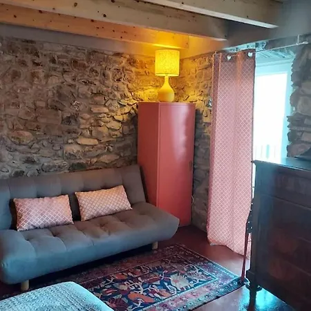 Miro - Escape With Romantic View Balcony Apartament